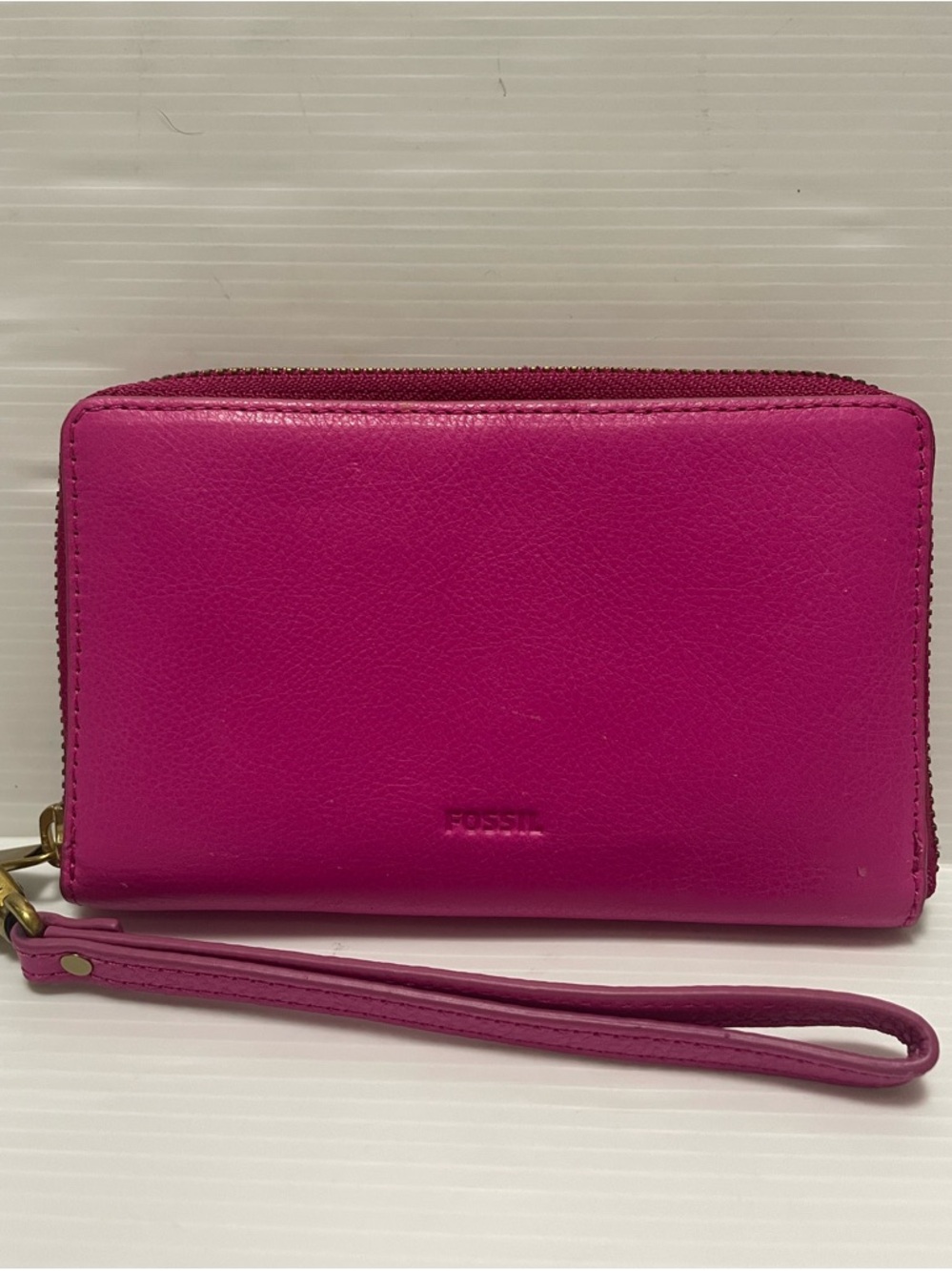 Fossil Zip Around Emma SmartPhone Wallet Hot Pink